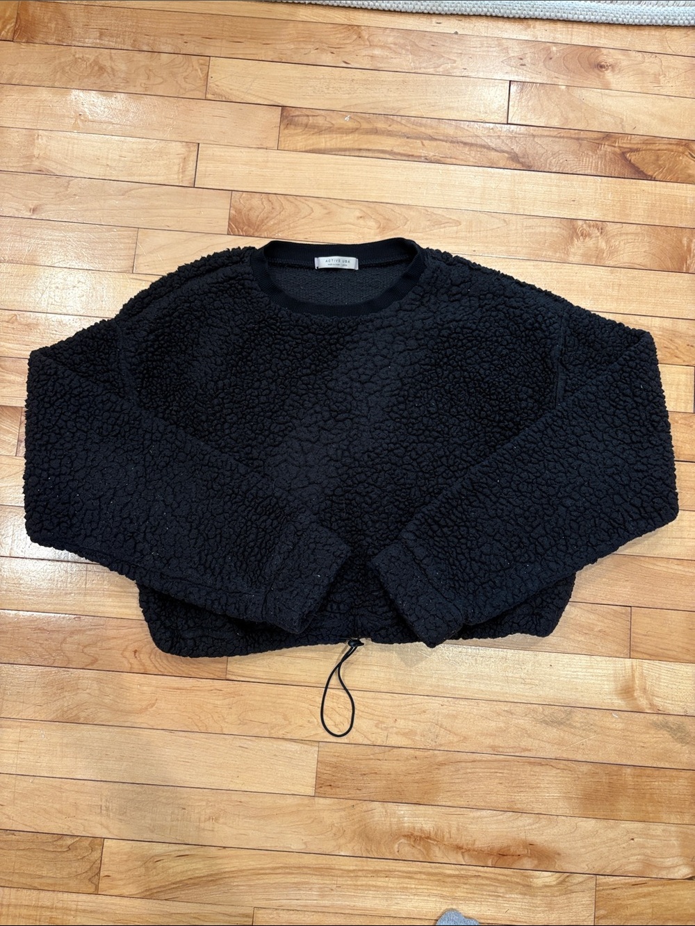 Active USA Black Sherpa Crewneck Sweater size L